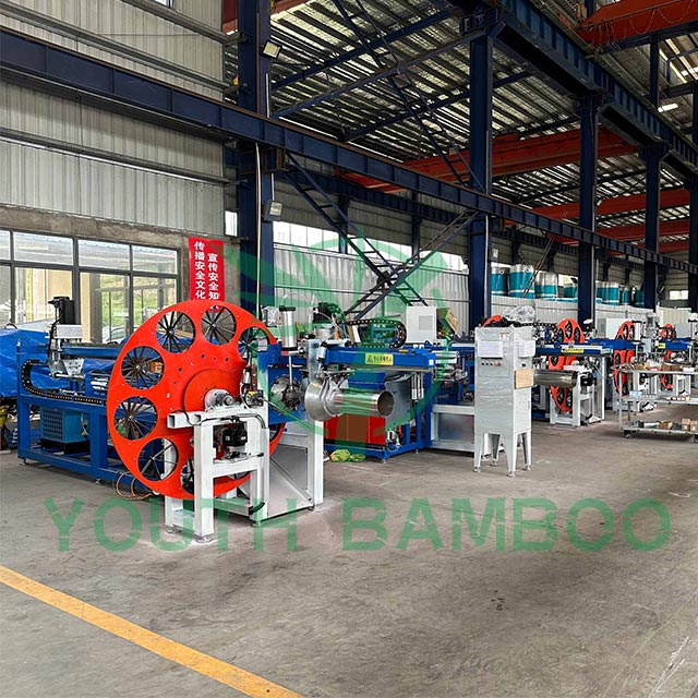  Automatic Bamboo Splitter